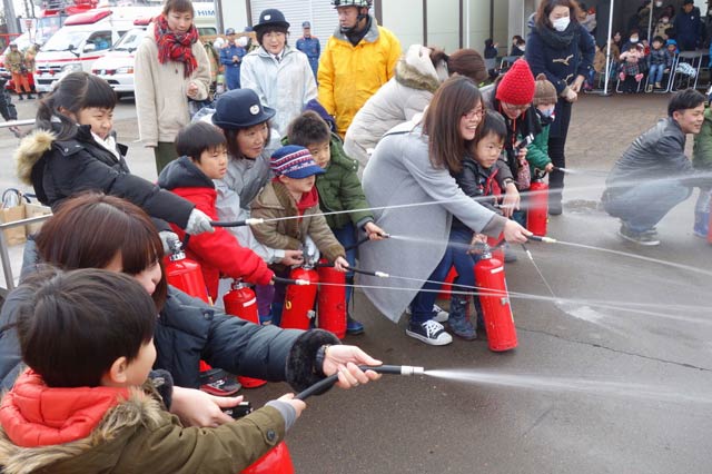 水消火器の訓練
