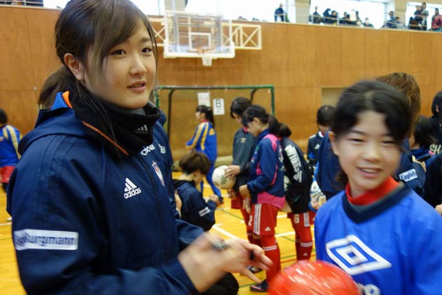 燕市出身のアルビレックス新潟レディースの瀬倉春陽選手