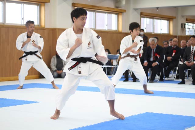 燕少林寺拳法スポーツ少年団