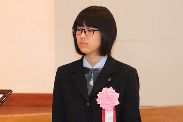 太田美紅［全国珠算競技大会そろばんクリスマスカップ2017　読上算競技高校・一般の部　2位］