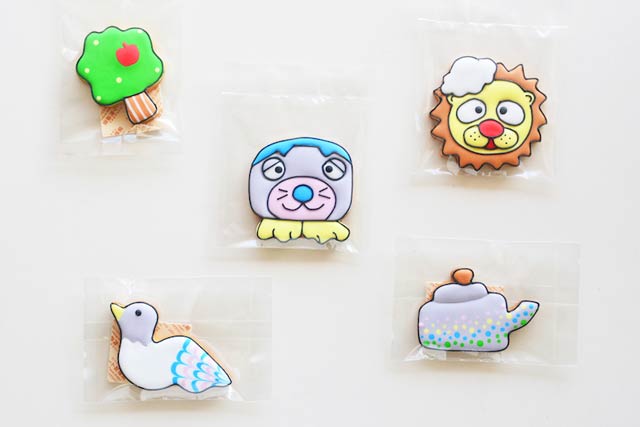 大塚いちおスペシャルワークショップでクッキー型とアイシングクッキーで大塚さんデザインのキャラクターを作る