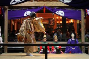 神明宮春季大祭宵宮の神楽奉納