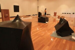 撮ったりふれたりできる栃尾美術館「長岡の彫刻家 近藤邦雄 遺作展」