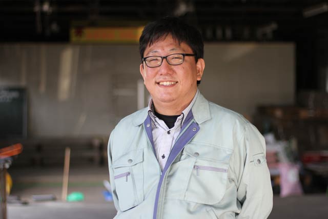 弥彦むすめの営農指導にあたるJA越後中央弥彦支店の本田さん
