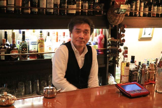 デラックスの今井店主