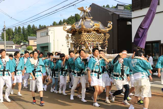 みこしは3基