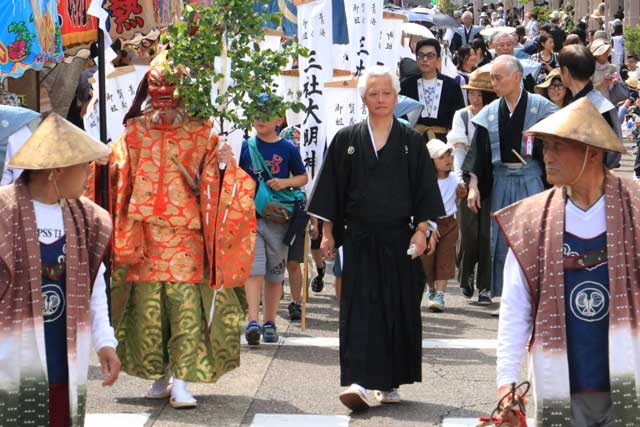 御神幸行列
