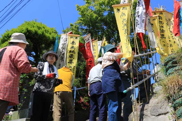 地蔵様祭の朝の準備