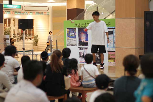 長谷川代表のパフォーマンス
