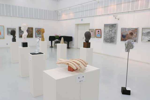 多目的ホール2の展示