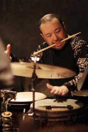 パーカッショニスト岡部洋一さん