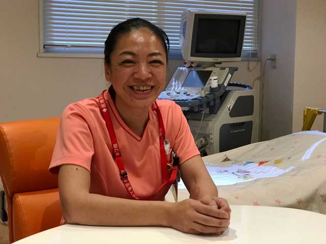 済生会三条病院のウイメンズヘルス外来を担当する県内唯一の母性看護専門看護師、吉森容子さん