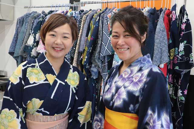 後ろにあるのがレンタルできる40着の浴衣