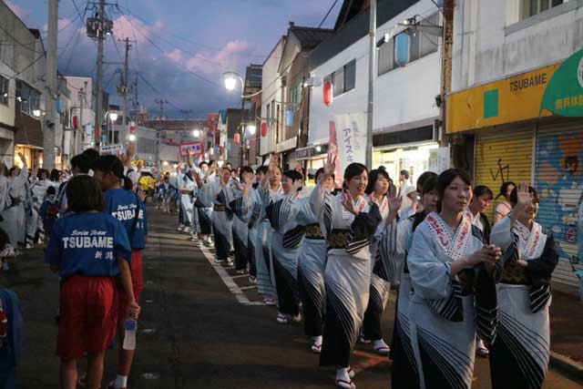 第47回飛燕夏まつりを締めくくる燕ばやし大会