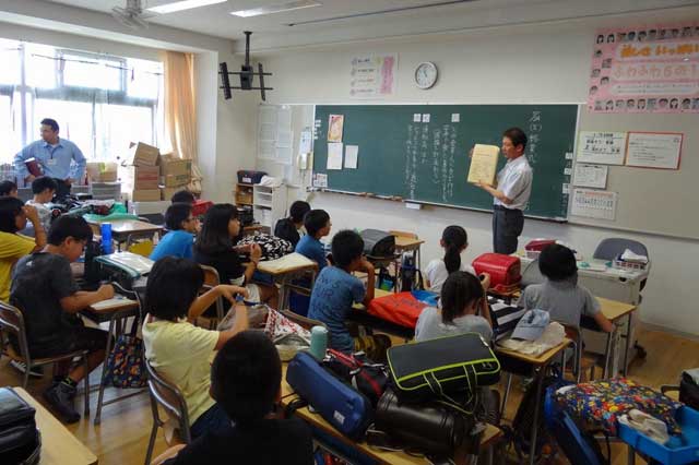 一ノ木戸小学校で1学期の終業式後の学級指導