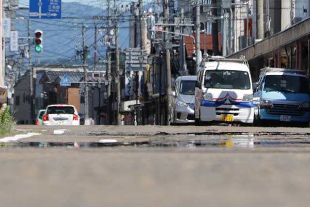 三条中央商店街にあらわれた逃げ水