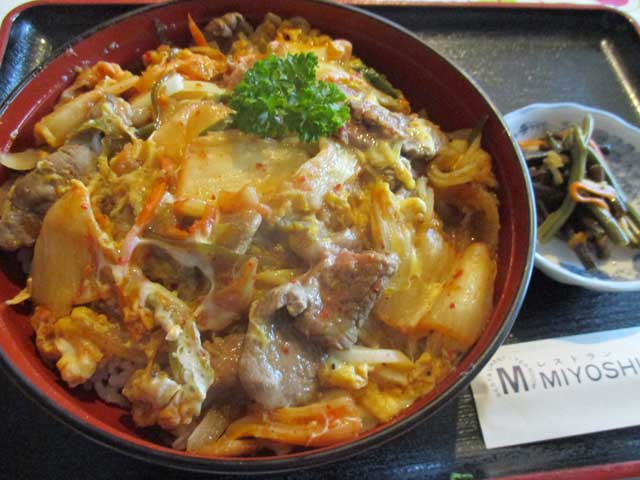 ビーフ焼肉キムチ丼