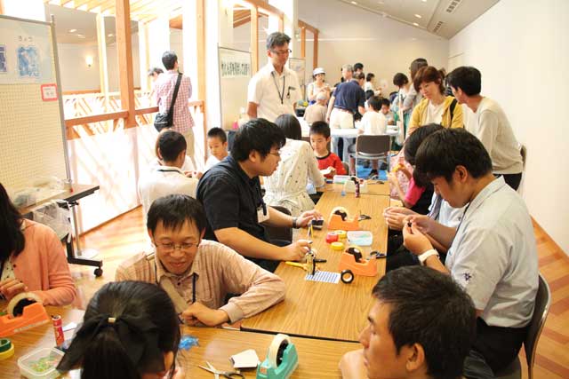 青少年のための科学の祭典