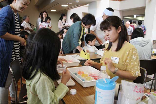 「水中でぷよぷよビーズを作ろう！」一般財団法人新潟県環境衛生研究所