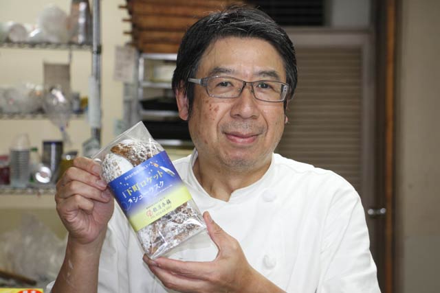 飴屋本舗が発売する「下町ロケット シューラスク」