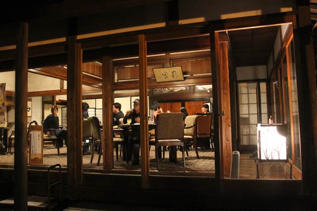 高島屋もふだんにないにぎわい