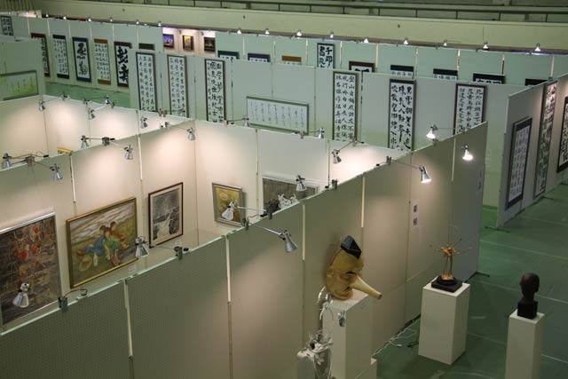 13日から第14回三条市展が開かれる三条市厚生福祉会館