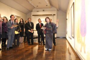 院友の田中百合子日本画展「女性像を描いて」