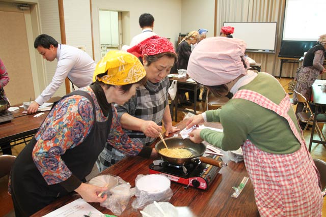 21日開かれた燕市女性防災リーダー養成講座の最終回