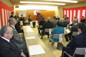 改築された下条駐在所の開所を地元と祝う