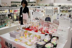 「燕三条Wing」の天神講菓子展