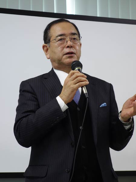 外山社長