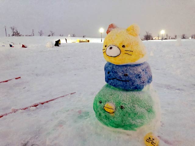 こんな雪だるまも