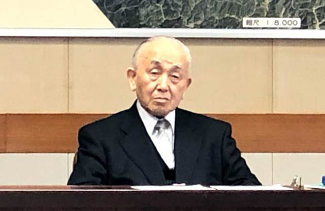 県の停止命令は不当であるとして声明を発表した小池加茂市長