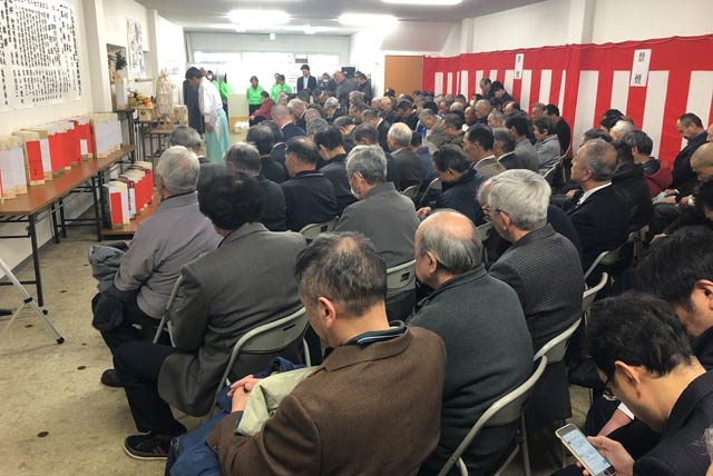 約150人が参集した後援会事務所