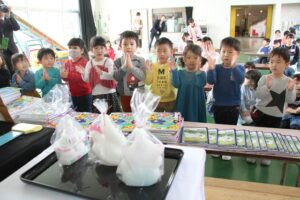 三方崎保育園で行われた天神講