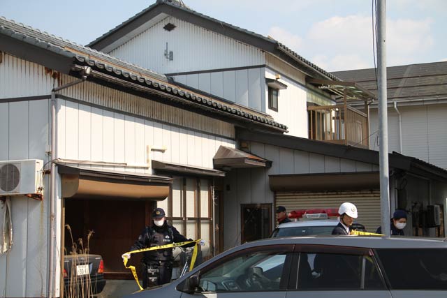 2階寝室で家主の男性が焼死した住宅