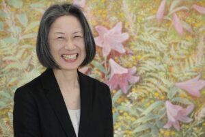 三条市若手芸術家支援事業第6弾はヒメサユリを描く渡辺美保子さん