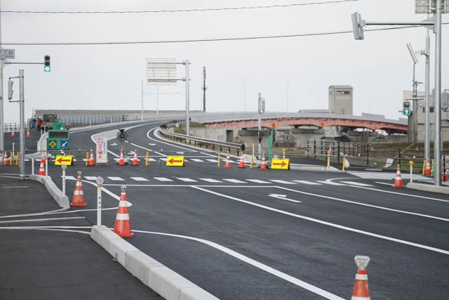 燕北バイパス開通区間の右岸側