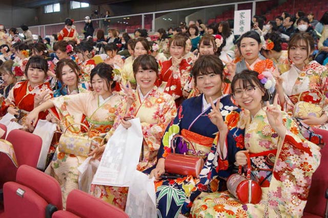 17日行われた燕市成人式