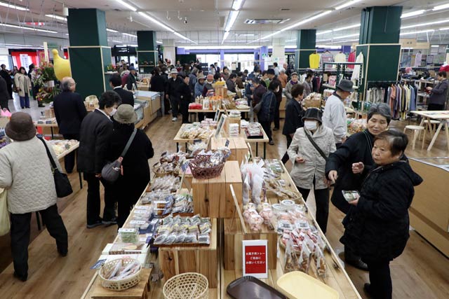 幅広い客層をターゲットにリニューアルした店舗空間