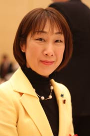 菊田真紀子衆院議員