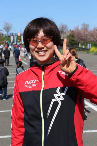 足の指を疲労骨折しながら10km女子で2位になった招待選手の蓑口さん