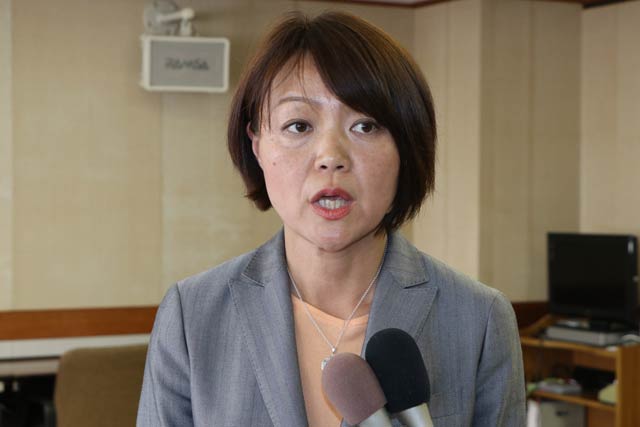インタビューに答える藤田氏