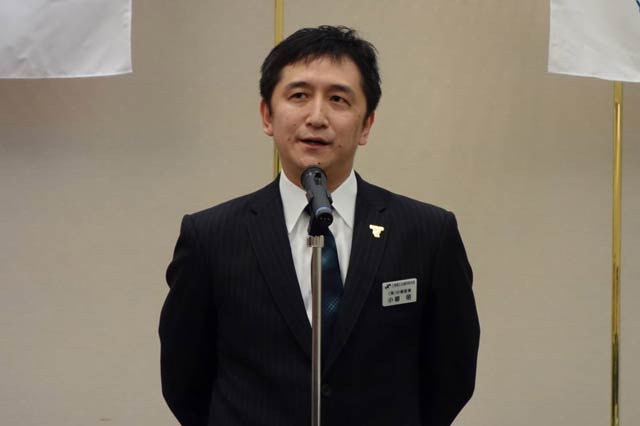 小柳会長があいさつ