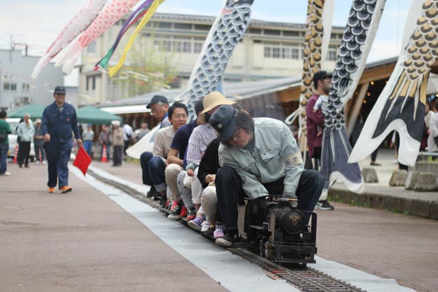ミニSL乗車体験