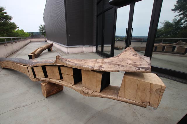 テラスにも作品を展示