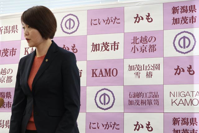 職員お手製のバックパネル