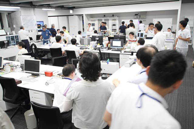 指定職員以外も多く登庁した燕市役所