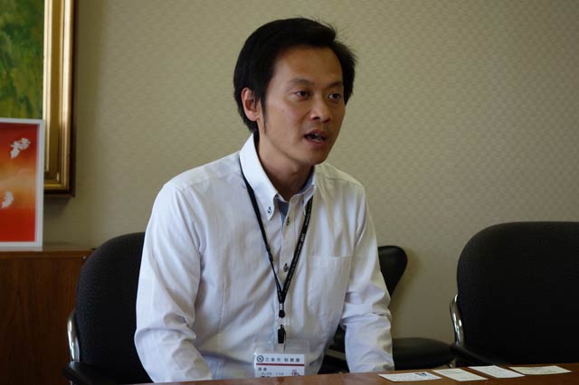 三条市が村上市へ派遣する税務課の橋崎係長