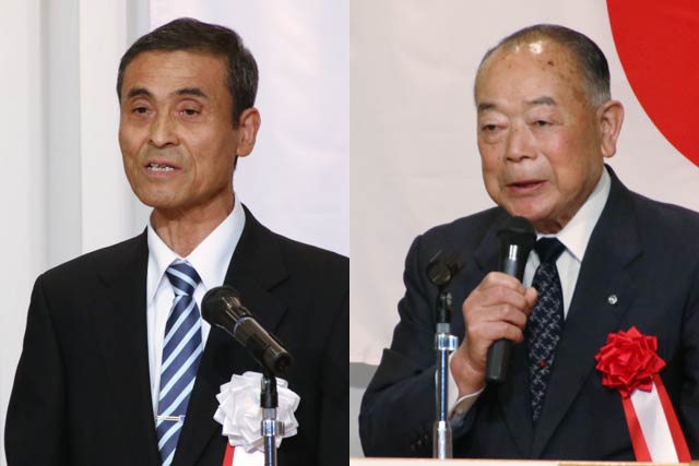 河村実行委員長(左)と小林出雲崎町長
